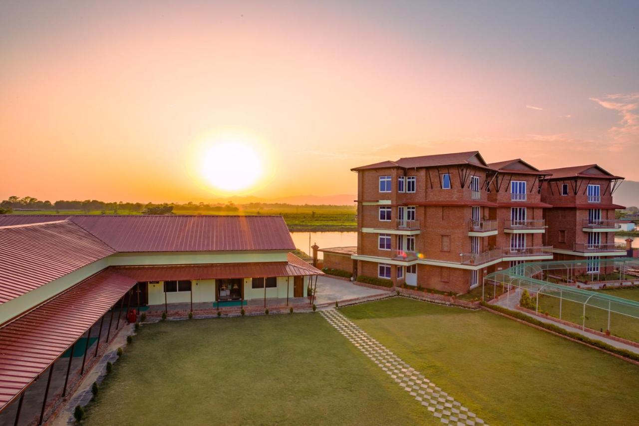 Lumbini Green Resort Bhagwanpur Bagian luar foto