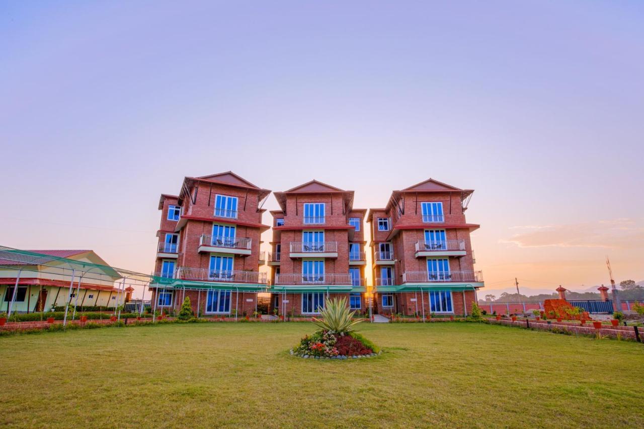 Lumbini Green Resort Bhagwanpur Bagian luar foto