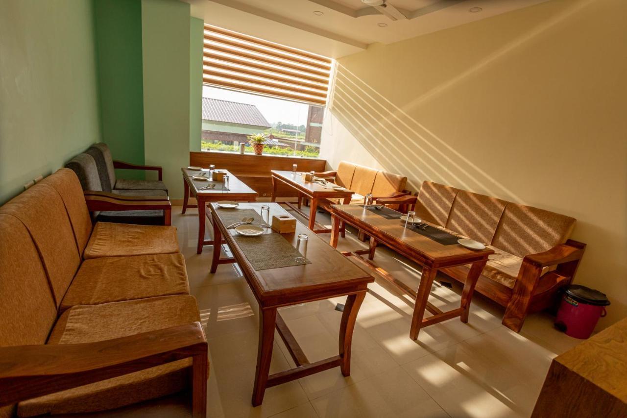 Lumbini Green Resort Bhagwanpur Bagian luar foto